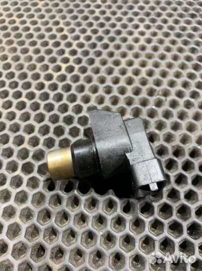 Датчик положения распредвала Cayenne 955 4.5 Каен