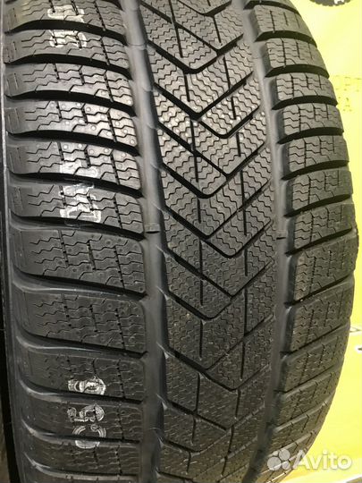 Pirelli Winter Sottozero 3 275/40 R18 и 245/45 R18 103V