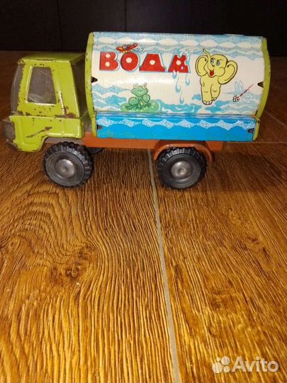 Игрушки для взрослых мальчиков. Водовоз