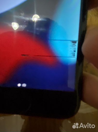 Телефон iPhone 7