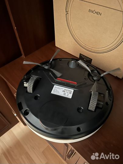 Робот пылесос enchen
