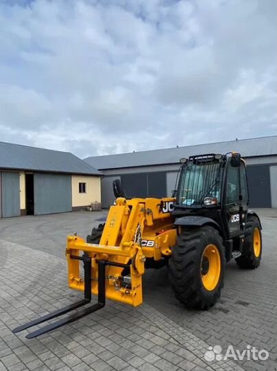 Телескопический погрузчик JCB LOADALL 531-70, 2021