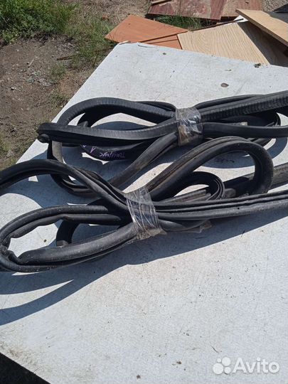 Уплотнитель Ford Taurus 1 Форд Таурус 3.0