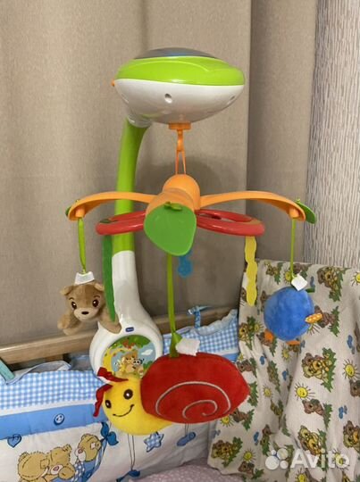 Музыкальная карусель для детской кроватки