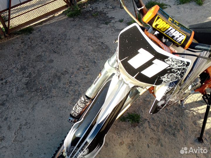 Продаю мотокросс kayo к1 на полном ходу сел поехал