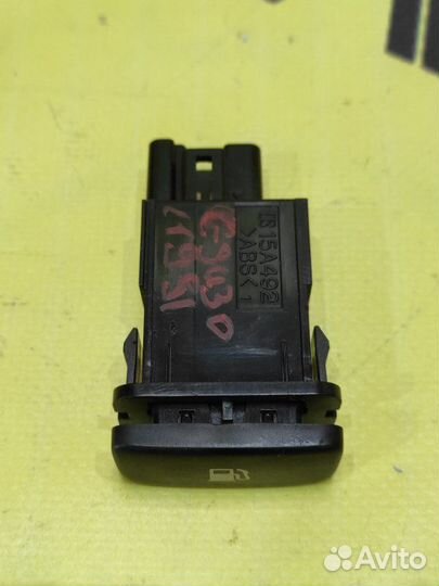 Кнопка открывания бензобака Toyota Harrier GSU30