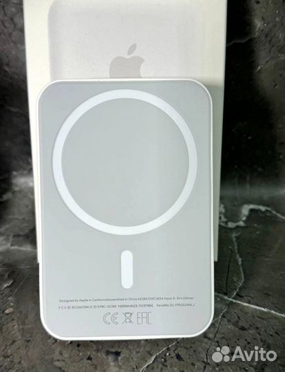 Повербанк Apple 5000 mah новый
