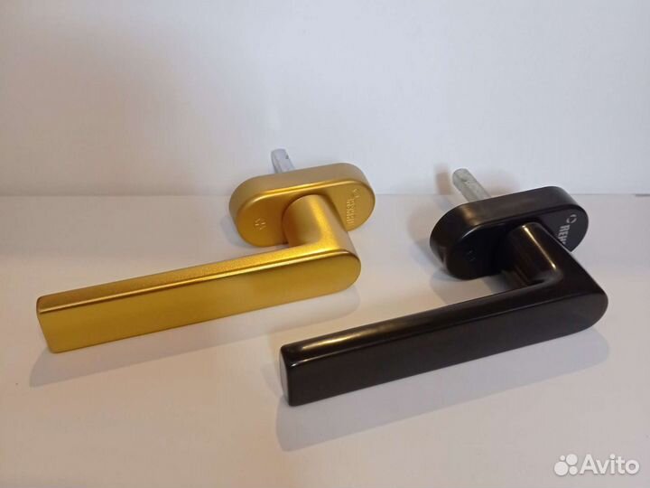 Ручка оконная Rehau Linea design