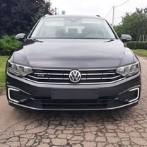 Volkswagen Passat 1.4 AMT, 2020, 101 000 км, с пробегом, цена 2 599 000 руб.