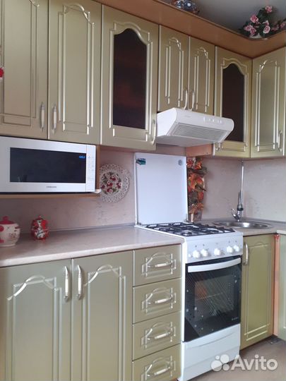 Кухонный гарнитур угловой бу