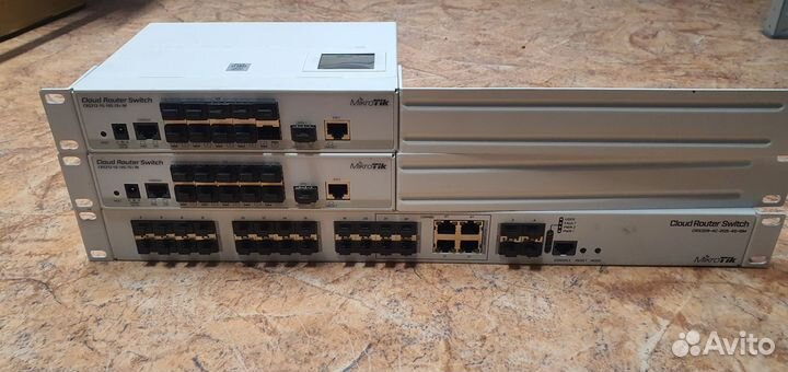 MikroTik CRS328-4C-20S-4S+RM