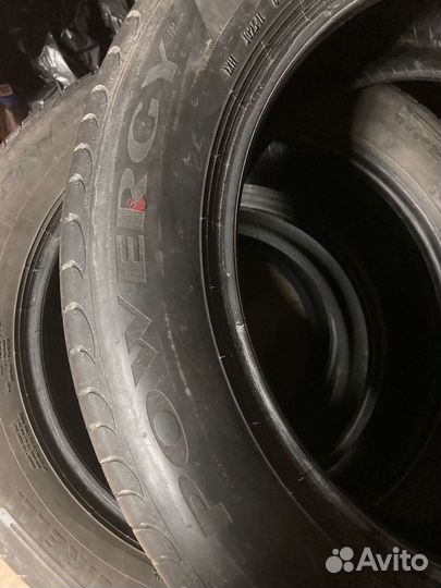 Pirelli Powergy 215/55 R17 98Y