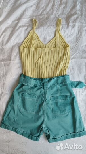 Вязаный топ - р. L, шорты - р. 12 (EU 40)