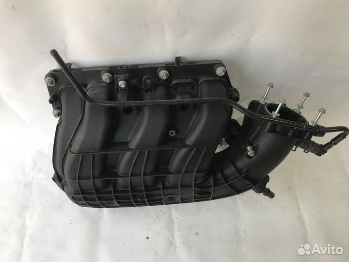 Впуск верхний Ford Mustang V 09-14 3,7