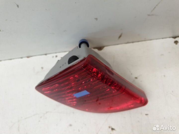 Фонарь противотуманный задний левый Toyota Land