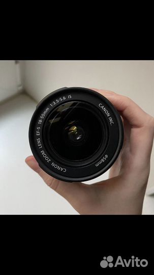 Зеркальный фотоаппарат canon 550d