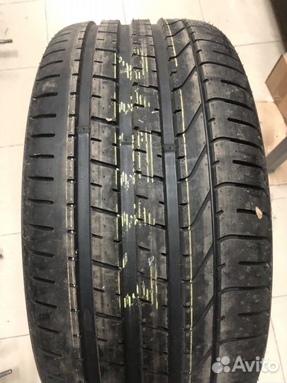 Pirelli P Zero 275/40 R20
