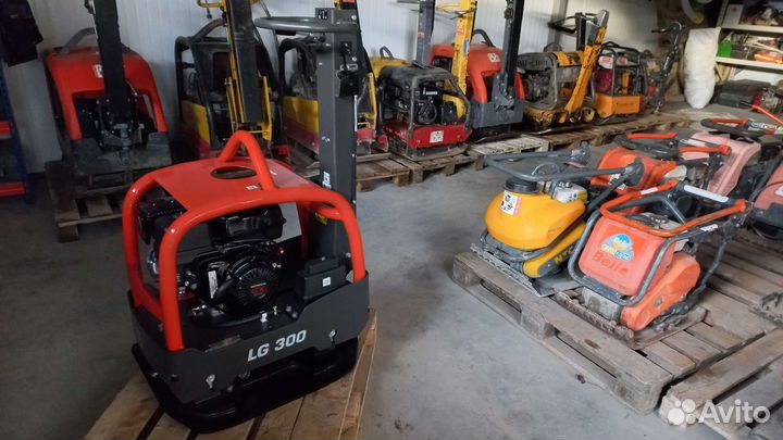 Виброплита 65 - 520 кг трамбовка