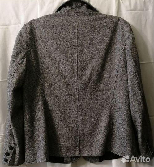 Женские пиджаки, костюмы