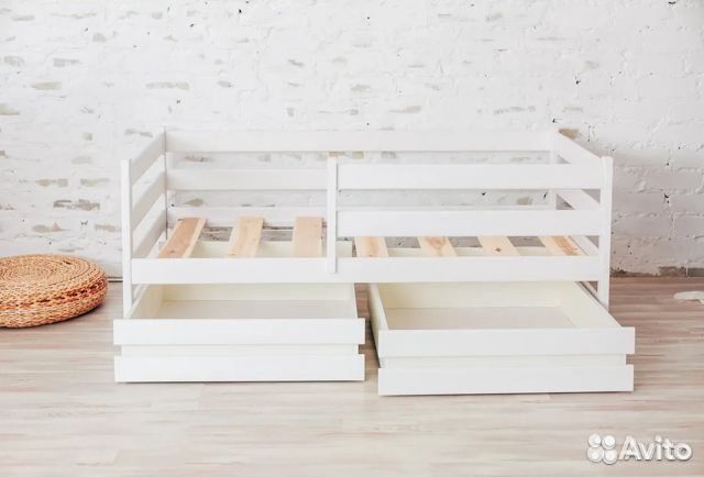 Детская кровать из массива березы