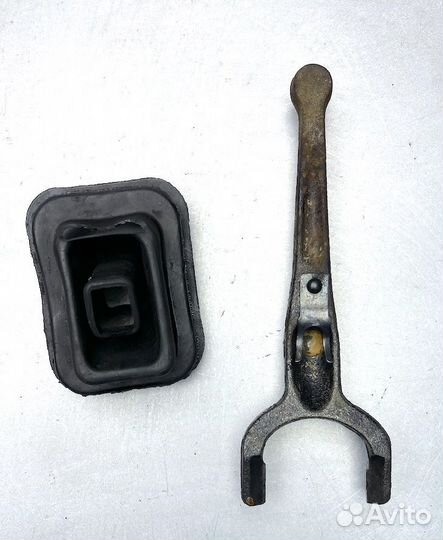 Мицубиси L400 Вилка сцепления