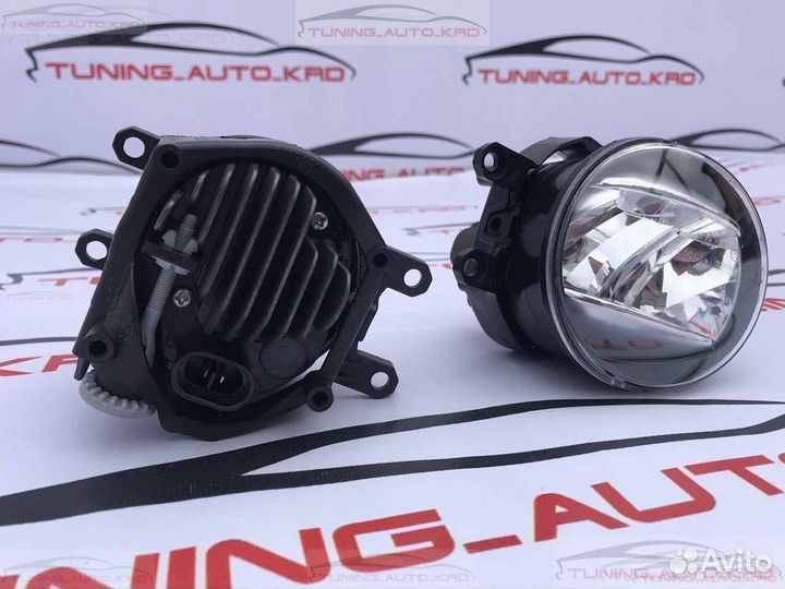Противотуманные фары Toyota Lexus
