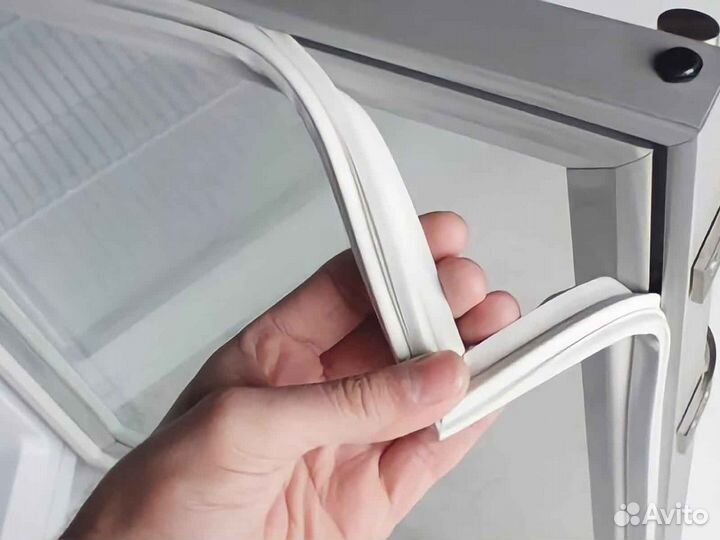 Ремонт окон, уплотнитель Rehau RAL5830