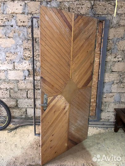 Дверь входная металлическая