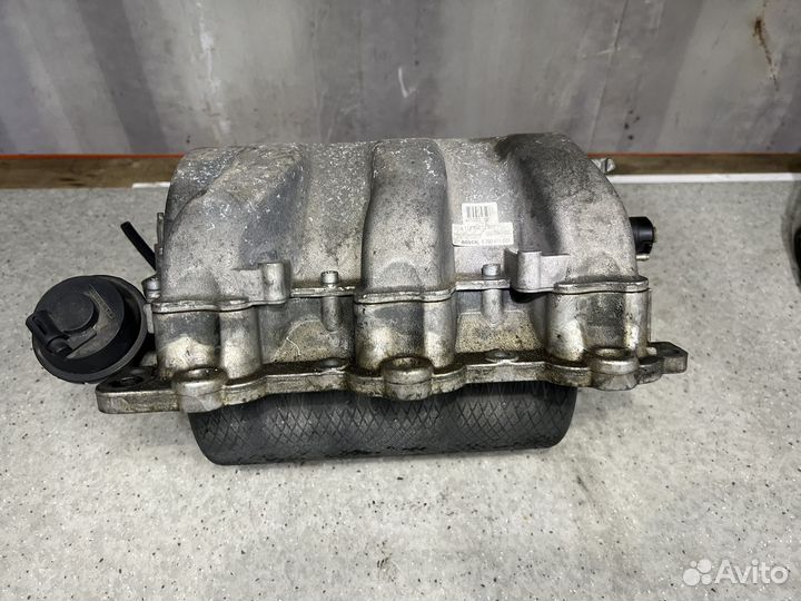Впускной коллектор Mercedes Benz M112