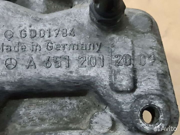 Кронштейн генератора Mercedes OM651