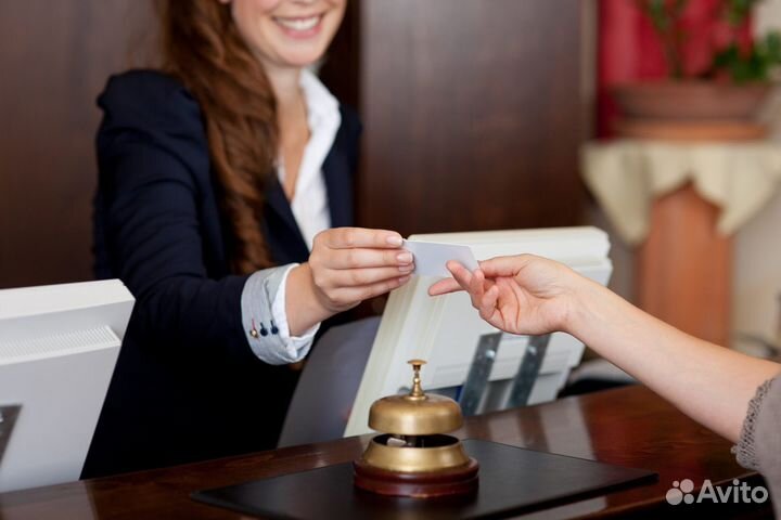 Администратор гостиницы, сутки через трое