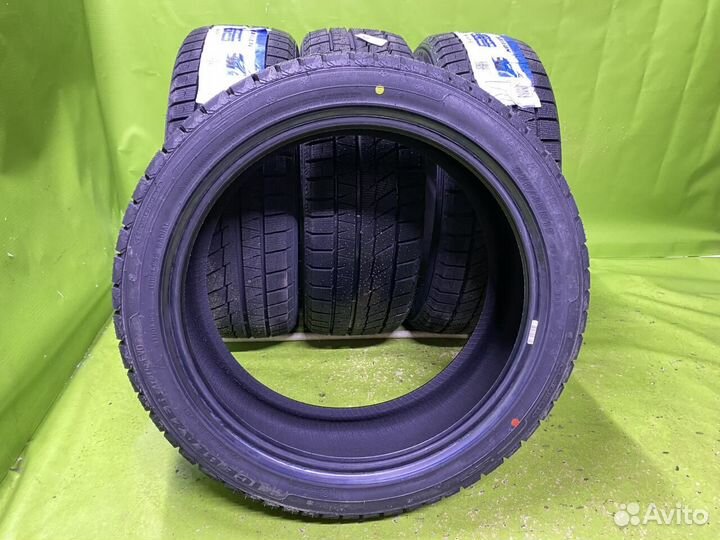 Sailun Ice Blazer Arctic EVO 225/45 R19 96V