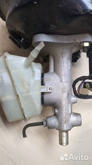 Цилиндр тормозной главный Mercedes C W203, 2002