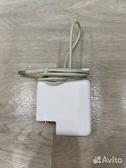 Блоки питания apple macbook 60 w