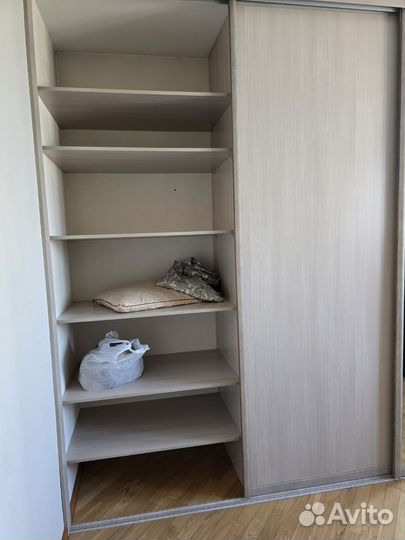 Шкаф купе с зеркалом