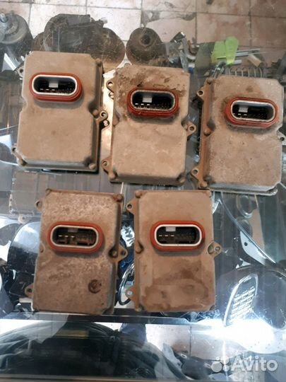 Блок на фару мерседес