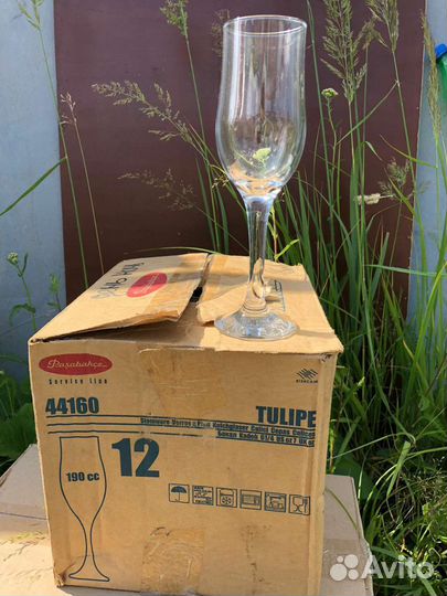 Бокалы для шампанского