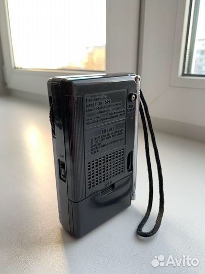 Panasonic RF-521 радиоприемник карманный