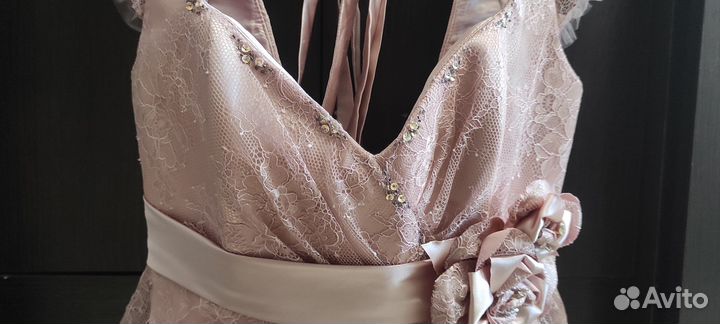 Вечернее платье