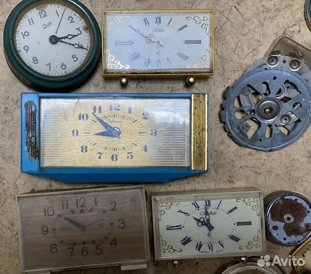 Часы будильники в декор для интерьера не рабочие