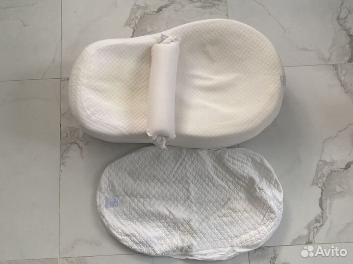 Кокон для новорожденных. чехол и валик