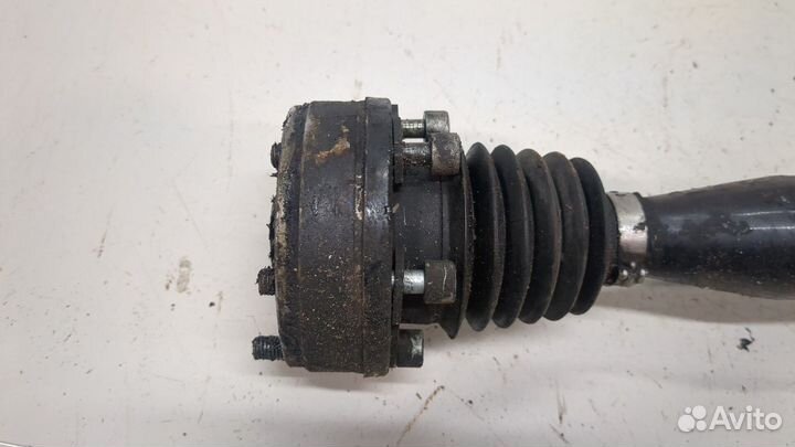 Полуось правая передняя Volkswagen Polo