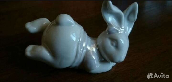 Фигурки, статуэтки, сувениры