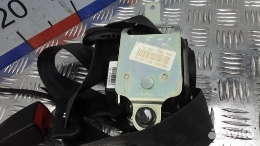 Ремень безопасности с пиропатроном сиденья передне