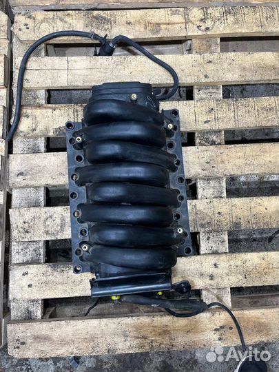 Коллектор впускной Bmw 7 E38 M62B35 1999