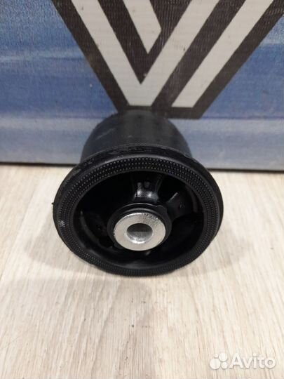 Сайлентблок балки Renault megane 3