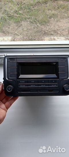 Штатная магнитола на фольцваген polo