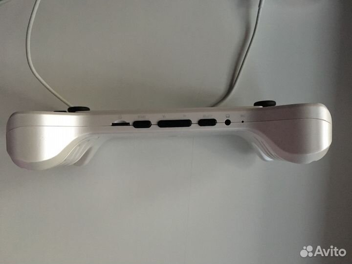 Четырёх ядерная консоль dexp Skadi