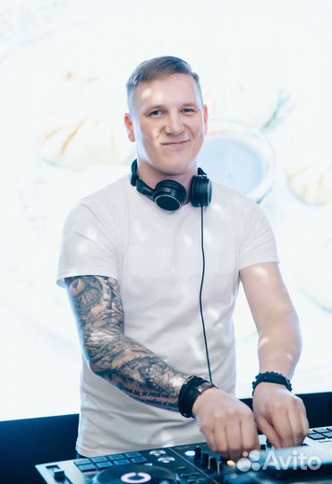 DJ(Диджей) / DJ (Диджеи) и ведущий на мероприятие