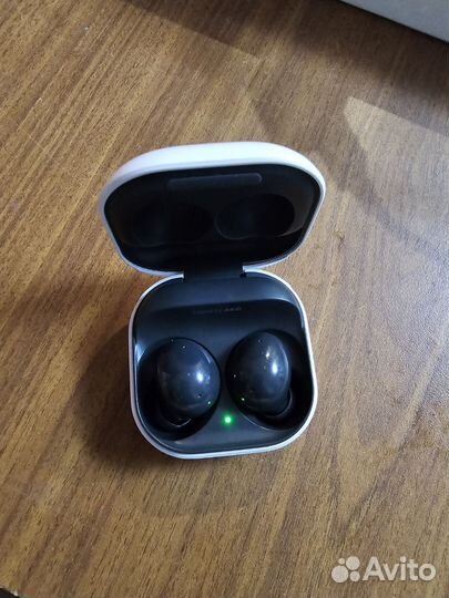 Samsung buds 2